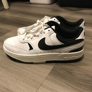 Nike Gamma Force women’s 7